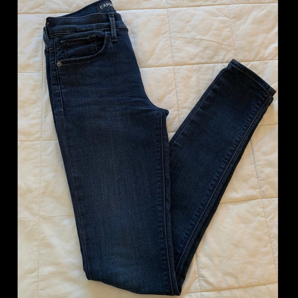 Express mid-rise super soft leggings